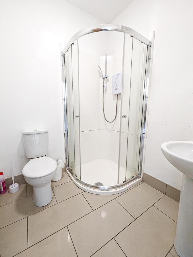Cozy Central Apartments - With Private Kitchens & Bathrooms Portsmouth Exteriér fotografie